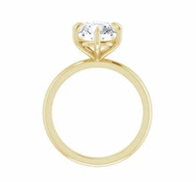 Load image into Gallery viewer, 10kt  yellow gold  and colorless  Moissanite.