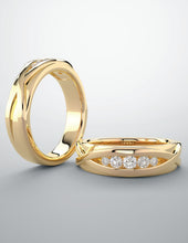 Load image into Gallery viewer, Wedding band yellow gold and diamonds.
