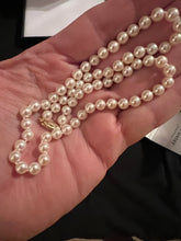 Load image into Gallery viewer, 18 inch pearl necklace. FREE Matching lever back pearl earrings