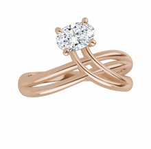 Load image into Gallery viewer, Moissanite yellow gold ring