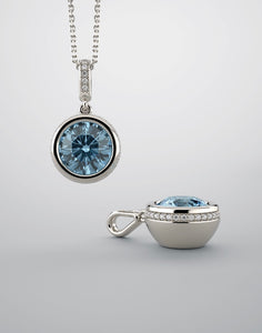A pendant color gem, continuum silver Imitation blue Zircon and 38 lab grown diamonds