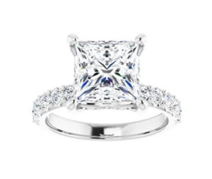 Princess cut platinum diamond ring