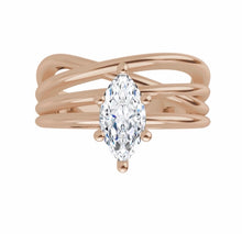 Load image into Gallery viewer, Bridal set yellow gold and Marquise center.