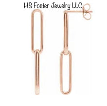 Load image into Gallery viewer, Yellow gold flat oval link earrings.